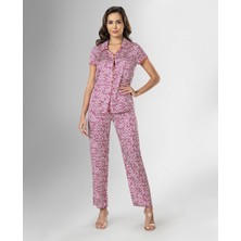 Senselle Lingerie Kadın Pembe Geometrik Desenli Saten Pijama Takımı – Kısa Kollu Şık Model, Premium 2’li Set