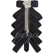 Pegu Çiçekli Çok Katlı Sallantılı Siyah Kadife El Yapımı Broş