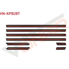 Gözpar Oto R9 Broadway / R11 Flash Kapı Çevre Bandı Takımı Ortası Kırmızı / VN-KPB287