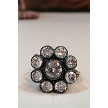 Esra Pamir Elmas Montür Büyük Çiçek Yüzük