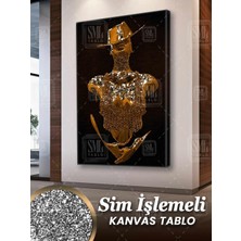 SML Tablo Simli Metal Zincirli Zırh Pırıltılı Bronz Şapkalı Kadın Sim Işlemeli Dikey Kanvas Tablo