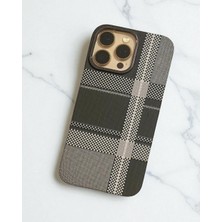 Kılıf House Iphone Uyumlu Lens Hediyeli İnce Karbonfiber Magsafe Destekli Kılıf