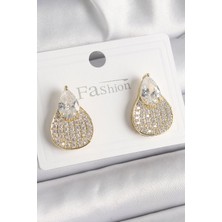 Style Of Carmen Pirinç Gold Renk Zirkon Taşlı Damla Model Kadın Küpe