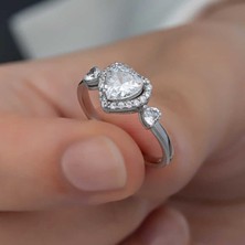 Gumush Hk Gümüş Kadın Yüzük Beyaz Taşlı Kalpli |gümüş Takı Hediyelik Ürünler