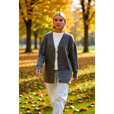 Benerly Kadın Düğmeli V Yaka Yumuşak Triko Hırka Rahat Kesim Uzun Kollu Kışlık Giyim ve Konforu Şık