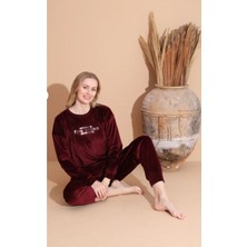 Meri Kadın Bordo Uzun Kollu Sıfır Yakalı Düz Renk Kadife Baskılı Pijama Takımı