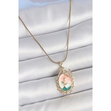 Eco Port 316L Çelik Gold Renk Zincir Mix Renk Çiçek Işlemeli Zirkon Taş Detaylı Portre Model Kadın Kolye