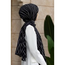 Vissona Lüks Medine Ipeği Geometrik Desenli Krem Renkli 75X195 Kırışmaz Şal Moss Krep Dikiş Tipi Italyan Dikişli