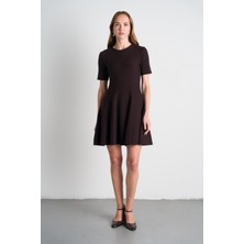 Nauve Basic Düz Kısa Kollu Volanlı Mini Elbise