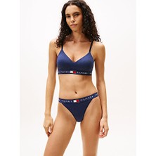 Tommy Hilfiger Kadın Mavi Destekli Sütyen Regular Kalıp ile Konforlu Tasarım Sunar
