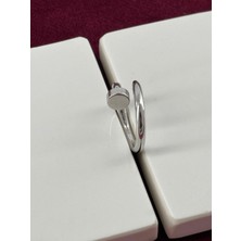 Calista Aksesuar Çivi Detaylı Parlak Silver Yüzük