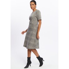 Moon Cover Mooncover Kadın Leopar Desen Triko Elbise – İtalyan Dokulu, Yumuşak Örme Kumaş