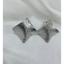 H&S Aksesuar Kadın Dalgalı Kare Küpe