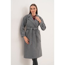 Pinpery Kadın Gri Kuşaklı Astarlı Uzun Düğme Detaylı Kaşe Kaban