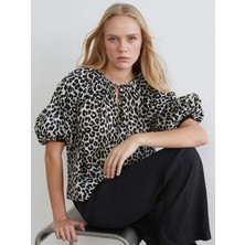 LC Waikiki Lcw Vision Siyah Bağlamalı Yaka Leopar Desenli Bluz