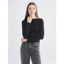 LC Waikiki Lcw Vision Siyah Kayık Yaka Büzgülü Bluz