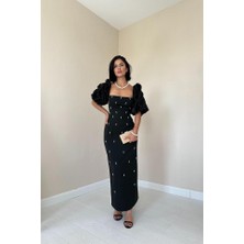 Martcini Siyah Işlemeli Kolu Garnili Elbise