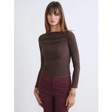 LC Waikiki Lcw Vision Kahverengi Kayık Yaka Büzgülü Bluz