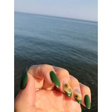 Artikel Silüet Tırnak Dövmesi