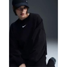 Nike DQ5761 010 Womens Fame Kadın Sweatshirt