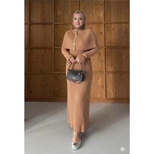 Ribana Classic Kadın Pelerin ve Düğme Detaylı Beli Lastikli Sık Örgü Pileli Uzun Triko Elbise