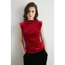 Gusto Dik Yakalı Büzgülü Kadife Bluz - Kırmızı