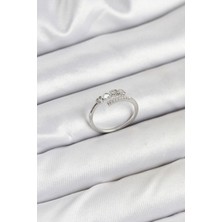 Vice Avm Pirinç Gümüş Renk Kalpli Detaylı Zirkon Taşlı Kadın Yüzük EB-53-vice/(1395) 2897