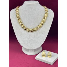 Calista Aksesuar Parlak ve Desenli Altın Renkli Damla Şekilli Gold Set