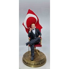 Hanart Türk Bayraklı Atatürk Figür 21 cm Özel Tasarım