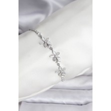 Evyora Çiçek Model Zirkon Taşlı Gümüş Renk Pirinç Su Yolu Kadın Bileklik