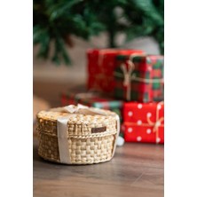AtanDu Home %100 El Yapımı Doğal Kapaklı Hasır Sepet | 21 cm Çap × 12 cm Yükseklik | Dekoratif Organizer & Yılbaşı Hediyelik | Çok Amaçlı Saklama Sepeti