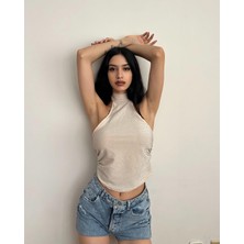 Şampanya Işıltısı – Saten Halter Bustier