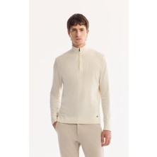 AVVA Erkek Ekru Dik Yaka Fermuarlı Soft Touch Çizgili Triko Regular Fit Kazak A52Y5151