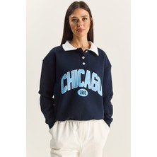 Shade Kadın Polo Yaka Chicago Baskılı Üç Iplik Şardonlu Sweatshirt