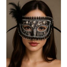 Urfakent Siyah Renk Yandan Tüylü Inci Işlemeli Taşlı Dantelli Parti Maskesi 17X12 cm