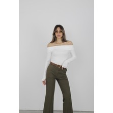 Ecenin Favorileri Madonna Yaka Beyaz Kadın Bluz