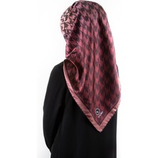 Violla Twill Kazayağı Desenli Pudra Renkli 90X90 Eşarp (Ipek Içermez) Kenar Dikiş Şekli El Dikişli