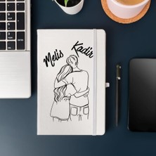 Çılgıntrend Kişiye Özel Sevgili Defteri Kişiye Özel Sevgili Defteri - Isimli Sarılan Çift Tasarımlı  Deri Ajanda