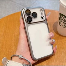 M.TK Moveteck iPhone 17 Pro Max Kılıf Tam Kamera Korumalı Metalik Parlak Renkli Kenarlı Yumuşak Lensli Silikon Arkası Şeffaf Kapak
