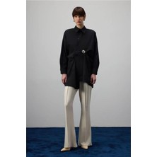 Touche Pileli Asimetrik Poplin Gömlek Siyah