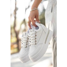 Lulu Beyaz Cilt Bağcıklı Spor Ayakkabı