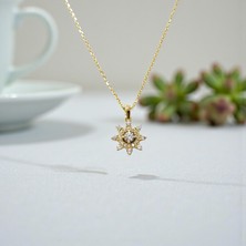 Nova Grup Çiçek Desenli Zirkon Taşlı 14 Ayar Altın Kolye