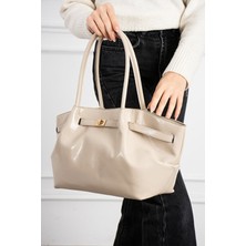 Rivina Kadın Premium Özel Kilit Aksesuarlı Vizon El ve Omuz Çantası Krem