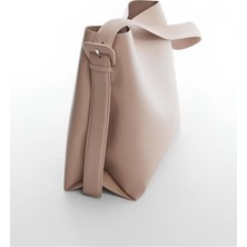 Rivina Kadın Büyük Boy Mıknatıslı Kapaklı Iç Fermuarlı Ayarlanabilir El ve Omuz Çantası