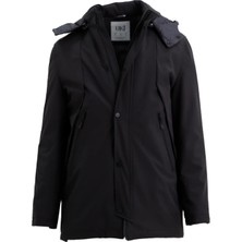 Uki Siyah Kapişonlu Kışlık Mont