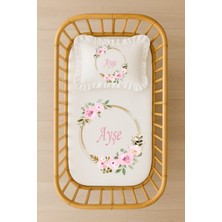 Moda Lime Isimli Bebek Nevresim Takımı 70X120 – Pembe Çiçekli Gold Halka Tasarım Fırfırlı Dolgulu Yastıklı