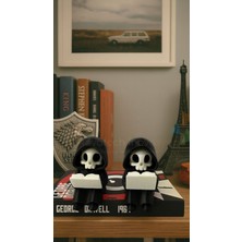 Novatech İnovasyon Kitap Okuyan Kurukafa Dekoru Masaüstü Obje Dekoratif Figür Yılbaşı Hediye Alternatifi