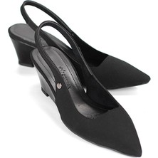 Gökhan Talay Belinda  Esnek Yumuşak Kaymaz Taban (4cm) Siyah Süet  Açık Lastikli Kadın Dolgu Topuklu Ayakkabı