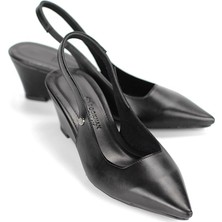 Gökhan Talay Belinda  Esnek Yumuşak Kaymaz Taban (4cm) Siyah Cilt  Açık Lastikli Kadın Dolgu Topuklu Ayakkabı