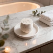 Ftrk Store Tepsili Vanilya Kokulu Dekoratif Büyük Mum Seti – Seramik Kaplı Mum + Yuvarlak Tepsi